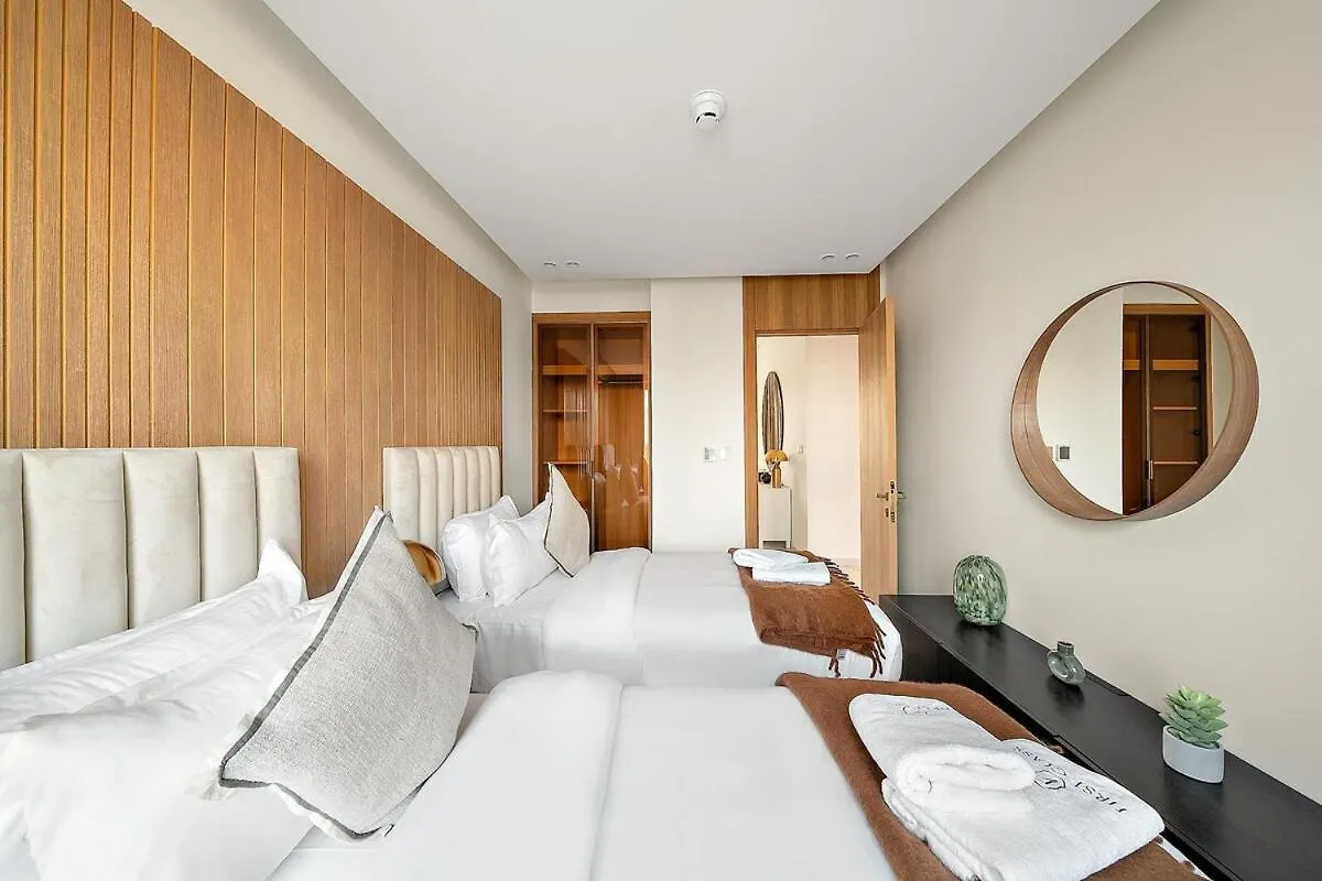 First Class Villa Hidden Luxury Gem Dubai Apartment