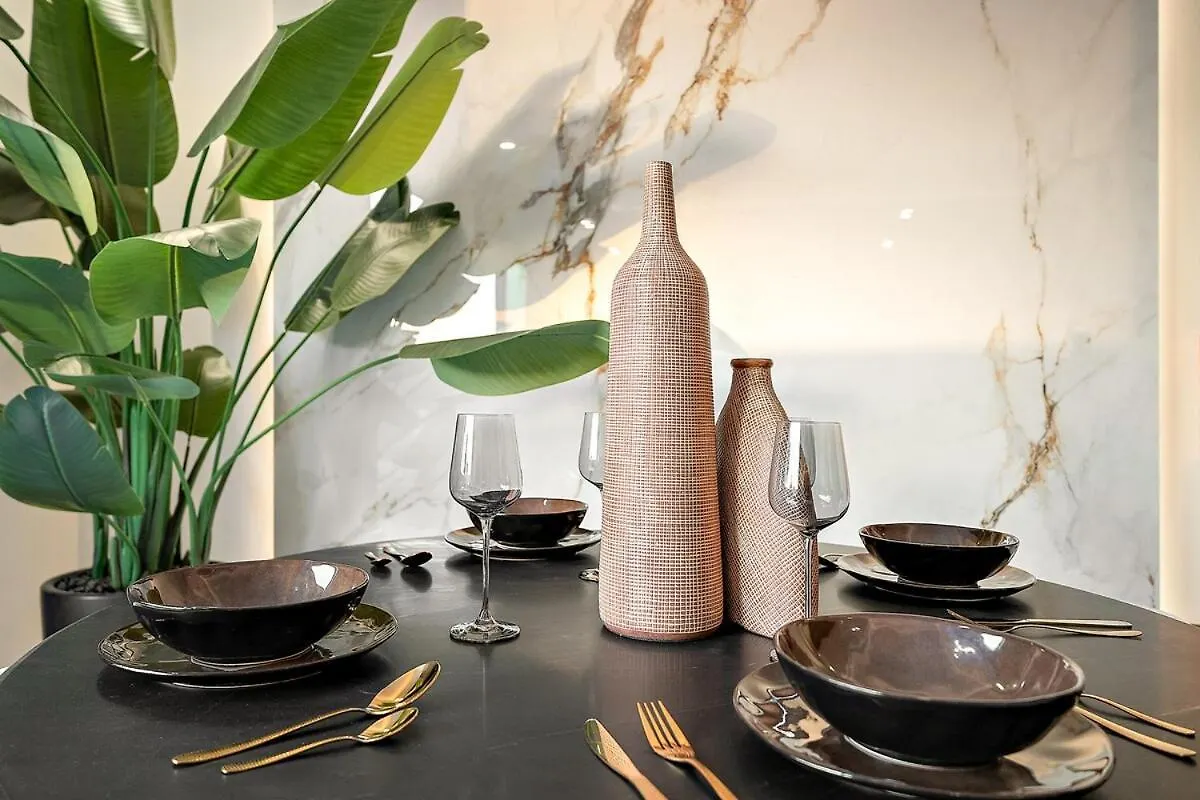 First Class Villa Hidden Luxury Gem Dubai 0*,