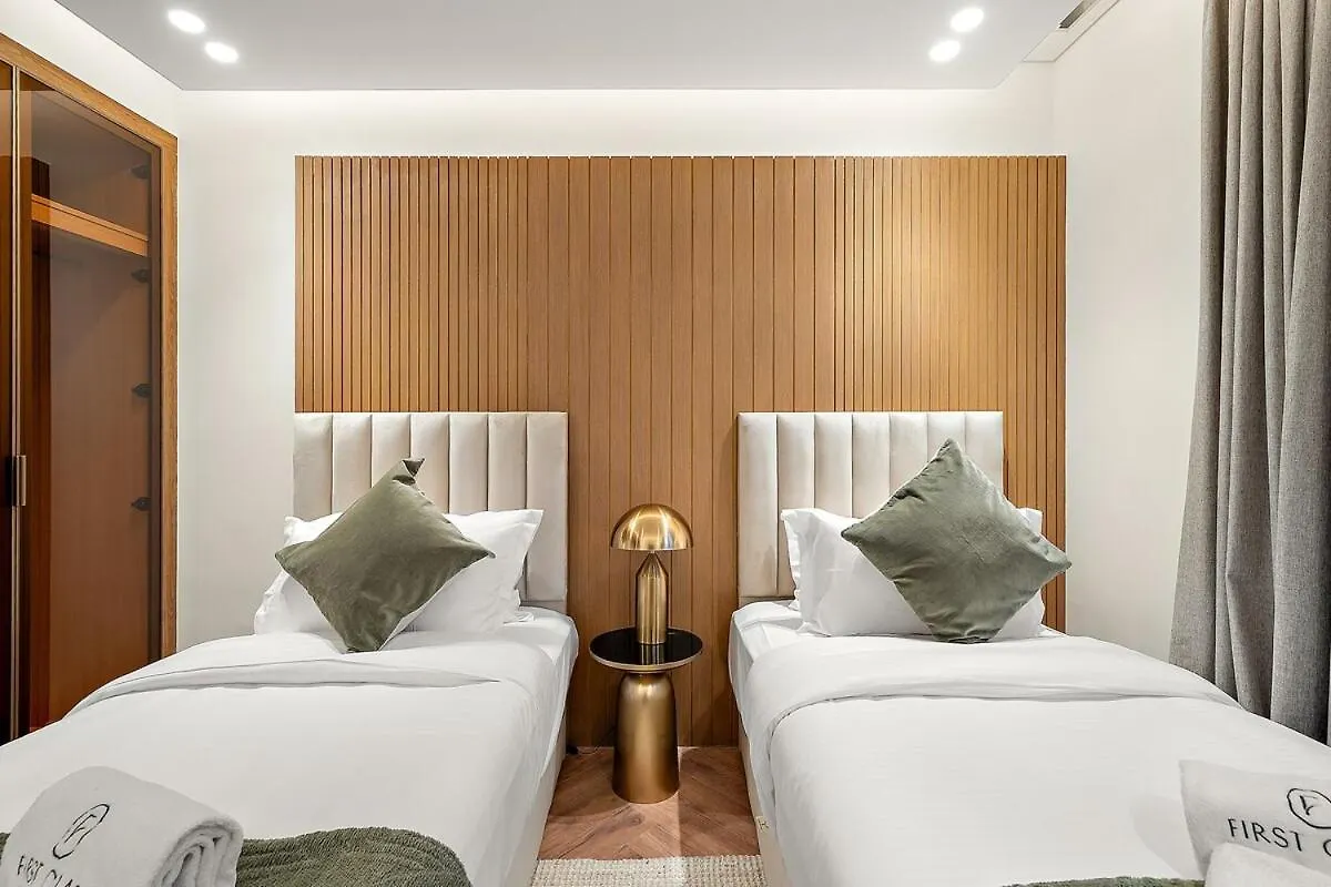 First Class Villa Hidden Luxury Gem Dubaï 0*,